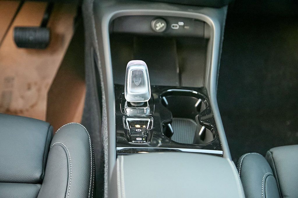 New 2026 Volvo XC40 B5 Plus w/ Protection Package Premier image 26