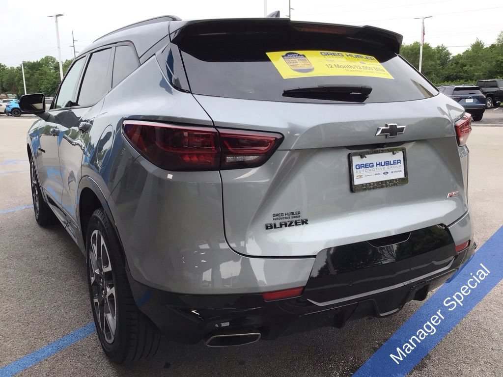 Used 2024 Chevrolet Blazer RS w/ LPO, Floor Liner Package FWD image 9