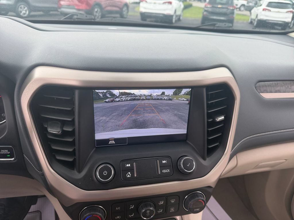 Used 2023 GMC Acadia Denali AWD/4WD image 18