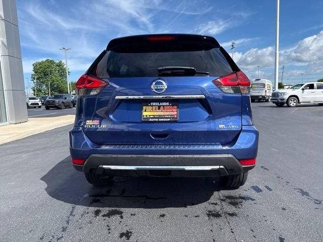 Used 2017 Nissan Rogue SL w/ SL Premium Package AWD/4WD image 6