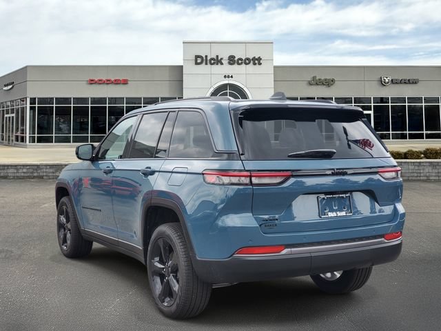 New 2026 Jeep Grand Cherokee Limited w/ Limited Altitude Package AWD/4WD image 3