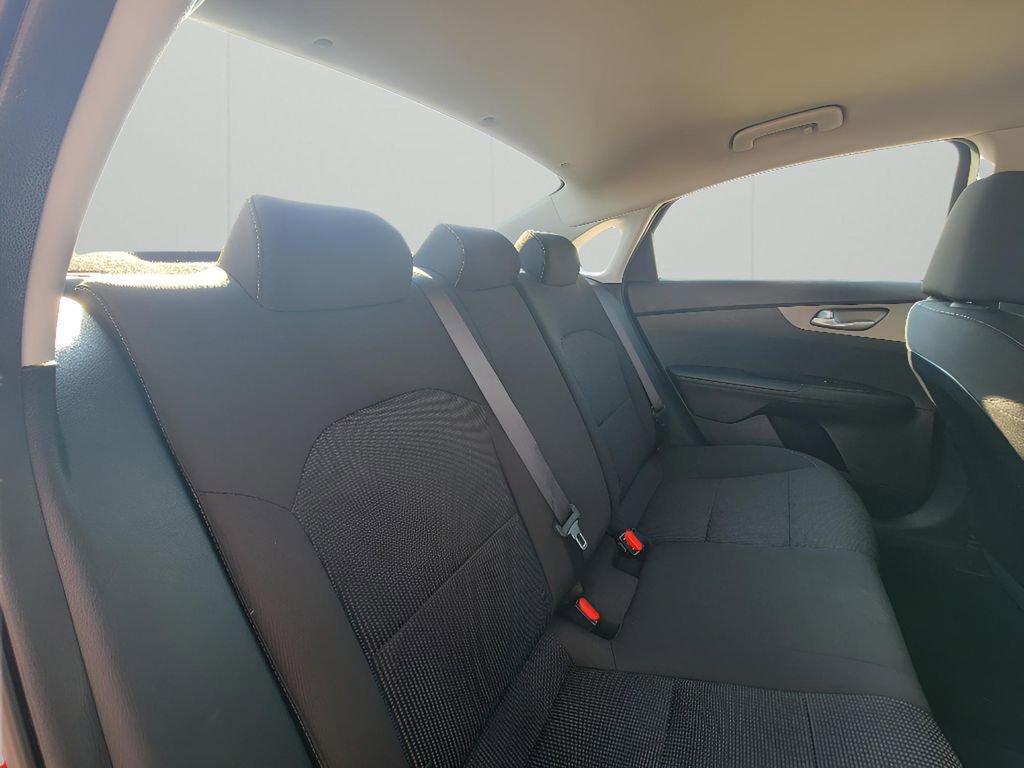 Used 2019 Kia Forte LXS image 27
