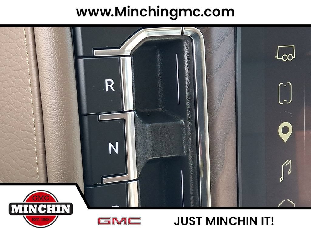 Used 2023 GMC Yukon Denali w/ Advanced Technology Package AWD/4WD image 16