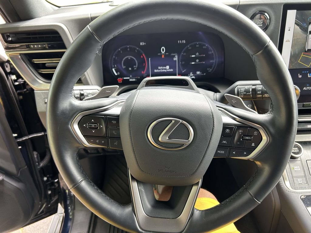 Used 2024 Lexus GX 550 w/ Accessory Package (Z1) AWD/4WD image 20