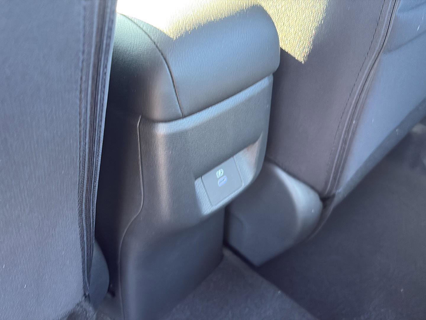 New 2025 Nissan Versa SV w/ Trunk Package image 16