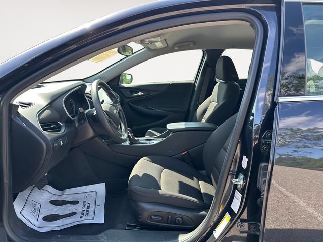 Used 2023 Chevrolet Malibu LT FWD image 9