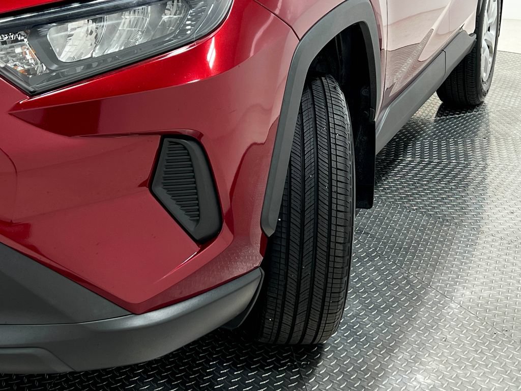 Used 2019 Toyota RAV4 LE w/ All Weather Liner Package AWD/4WD image 35
