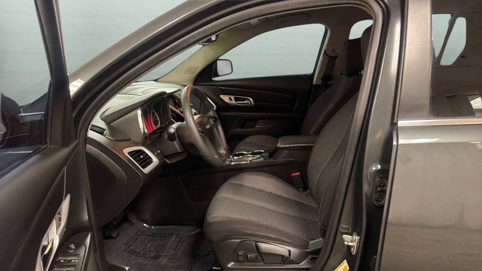 Used 2017 GMC Terrain SLE FWD image 20