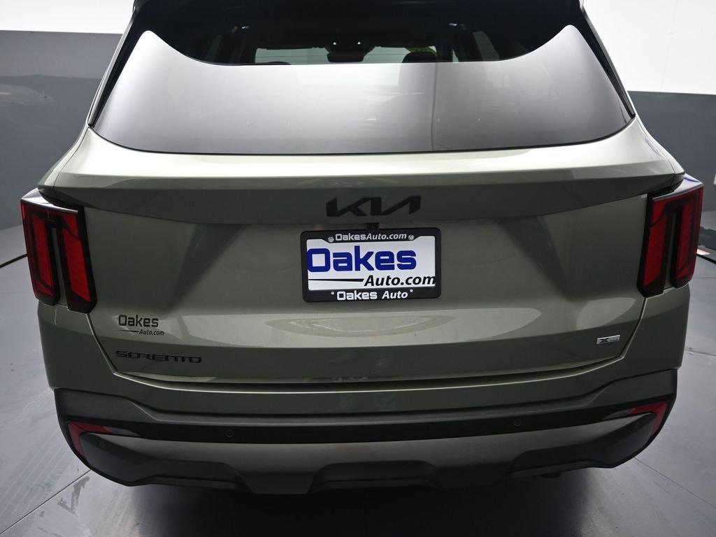 Used 2025 Kia Sorento SX AWD/4WD image 36