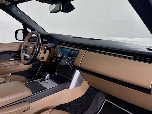 Used 2024 Land Rover Range Rover Long Wheelbase SE AWD/4WD image 31