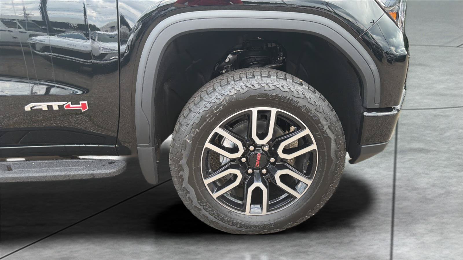 New 2026 GMC Sierra 1500 AT4 w/ AT4 Premium Package AWD/4WD image 25
