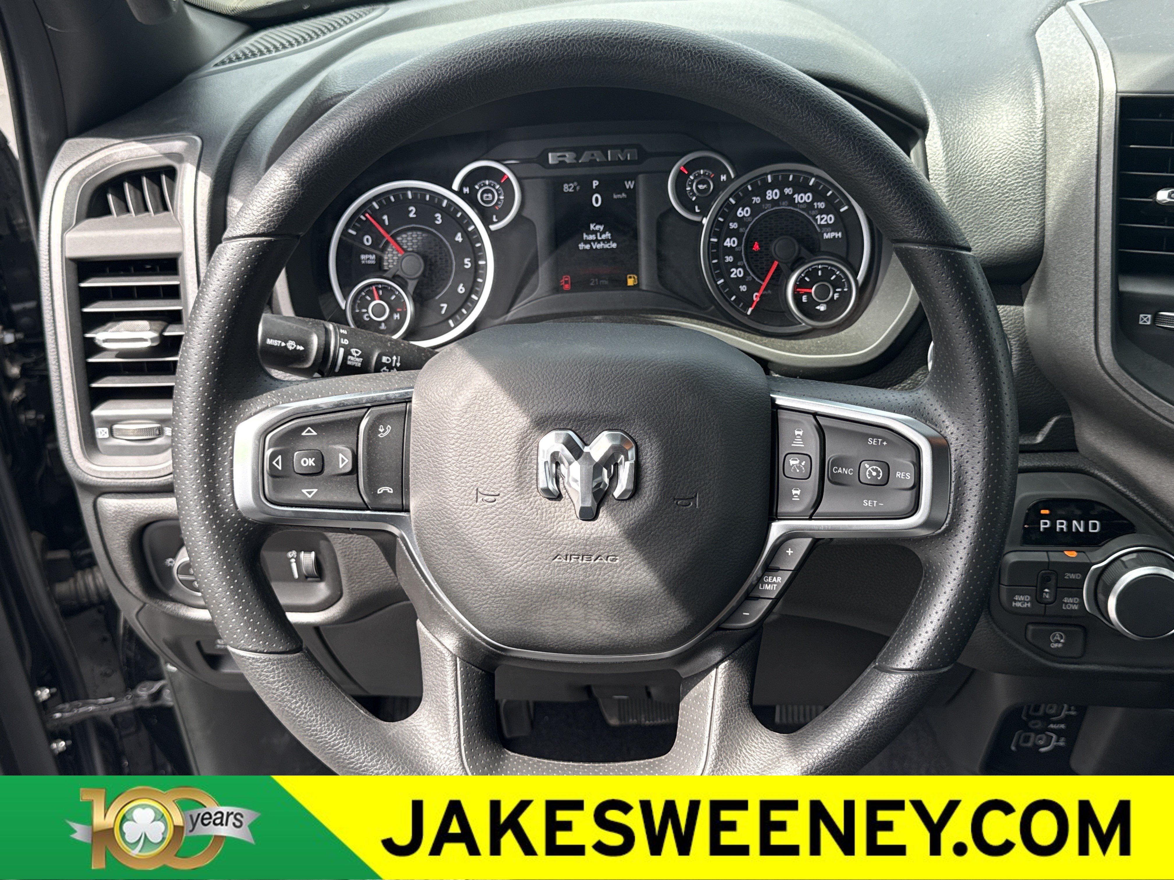 New 2026 RAM 1500 Express AWD/4WD image 16