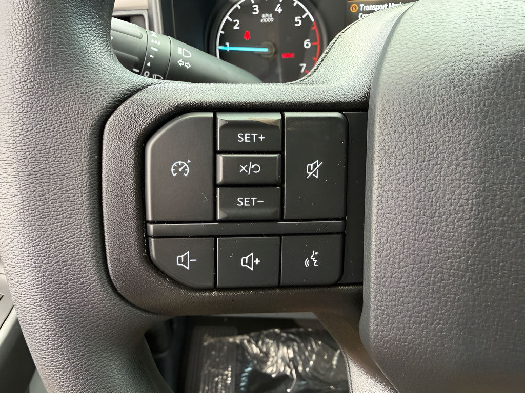 New 2026 Ford F250 XLT w/ 360-Degree Camera Package AWD/4WD image 11