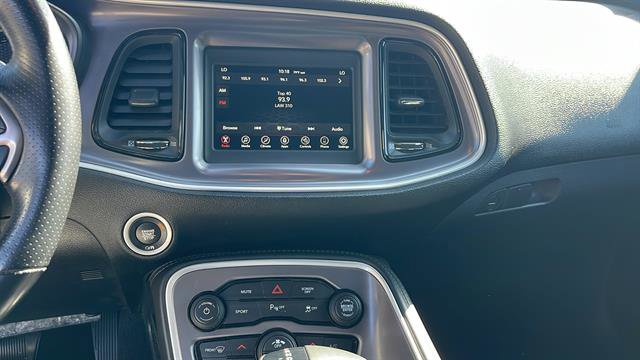 Used 2019 Dodge Challenger R/T w/ Driver Convenience Group image 16