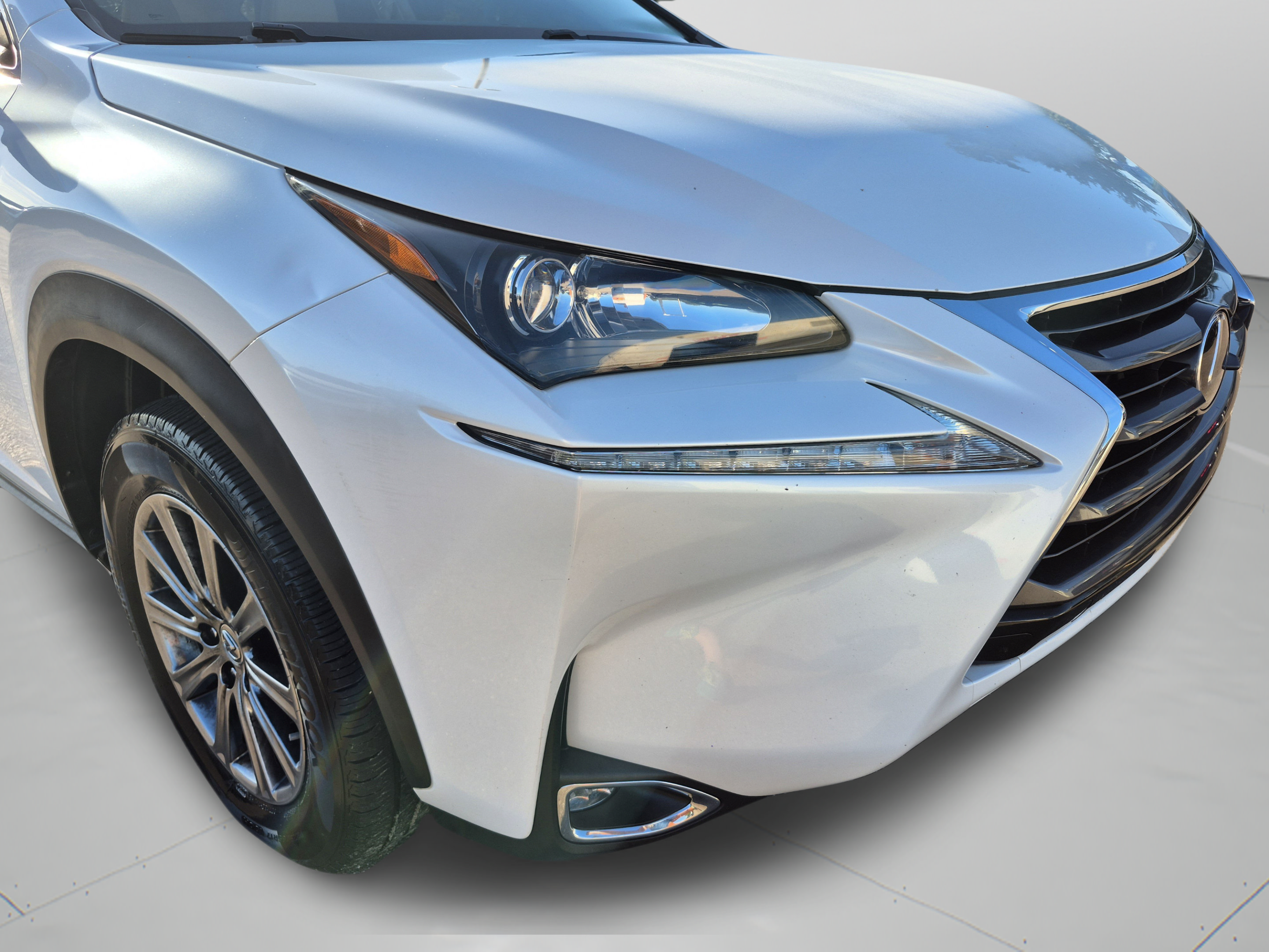 Used 2017 Lexus NX 200t FWD image 33