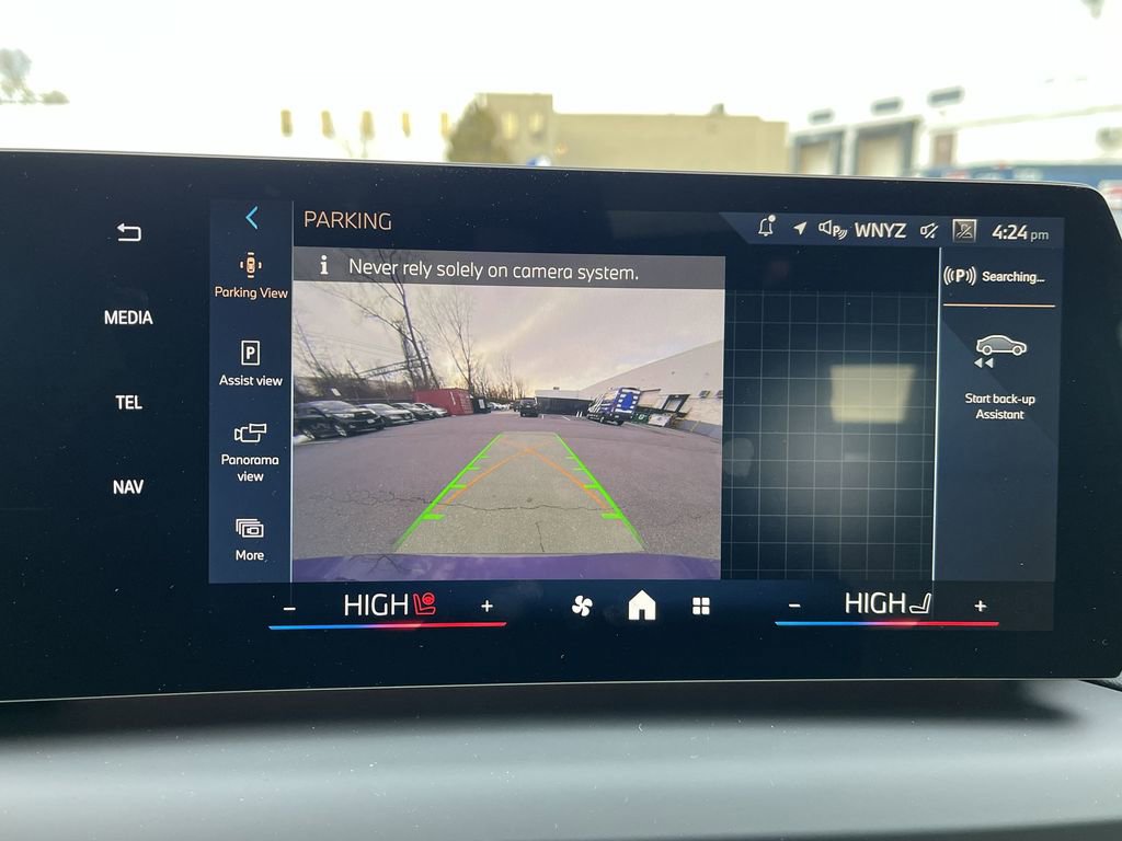 Used 2025 BMW 228i xDrive w/ Premium Package image 17