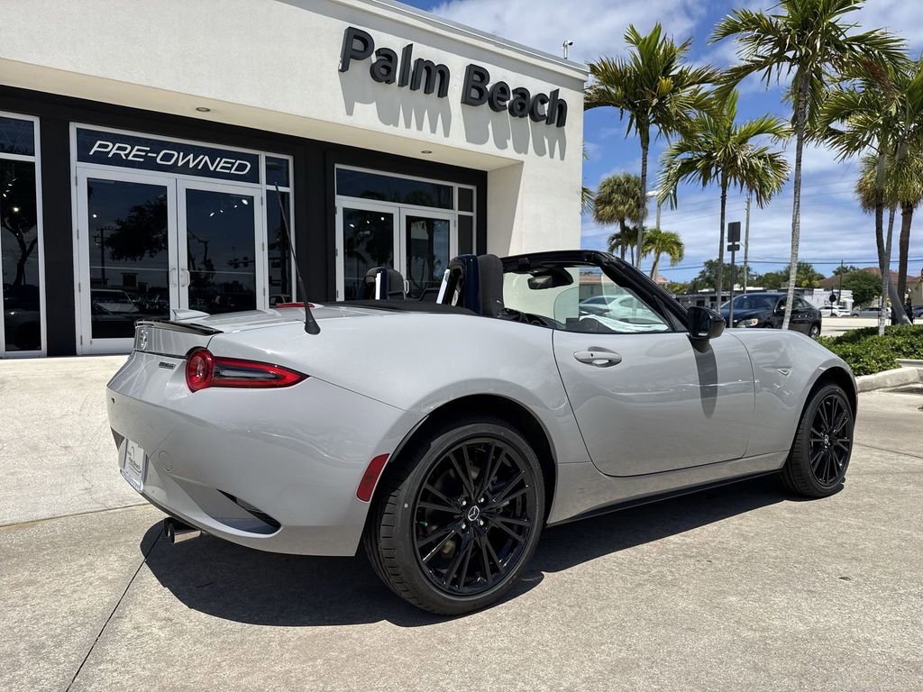 New 2026 MAZDA MX-5 Miata Club w/ Interior Package RWD image 24