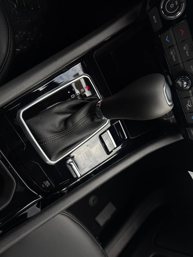 New 2026 Jeep Compass Limited image 26