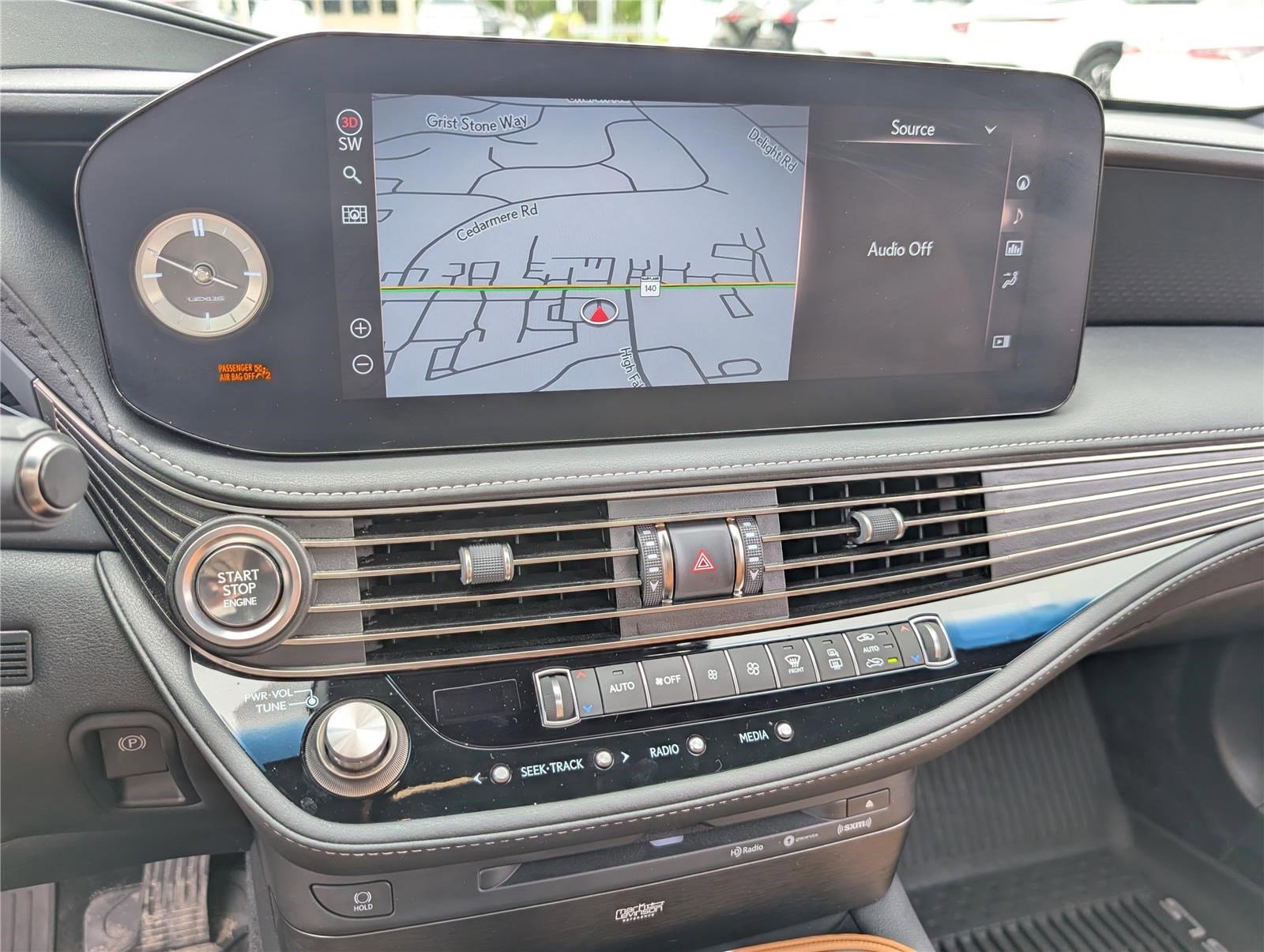 Used 2022 Lexus LS 500 AWD w/ Luxury Package image 30