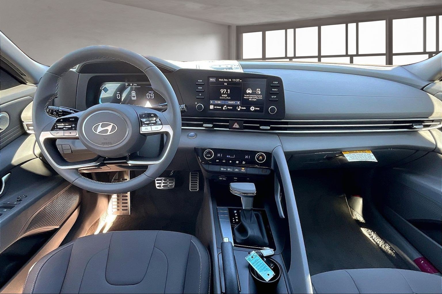 New 2026 Hyundai Elantra Sport image 5