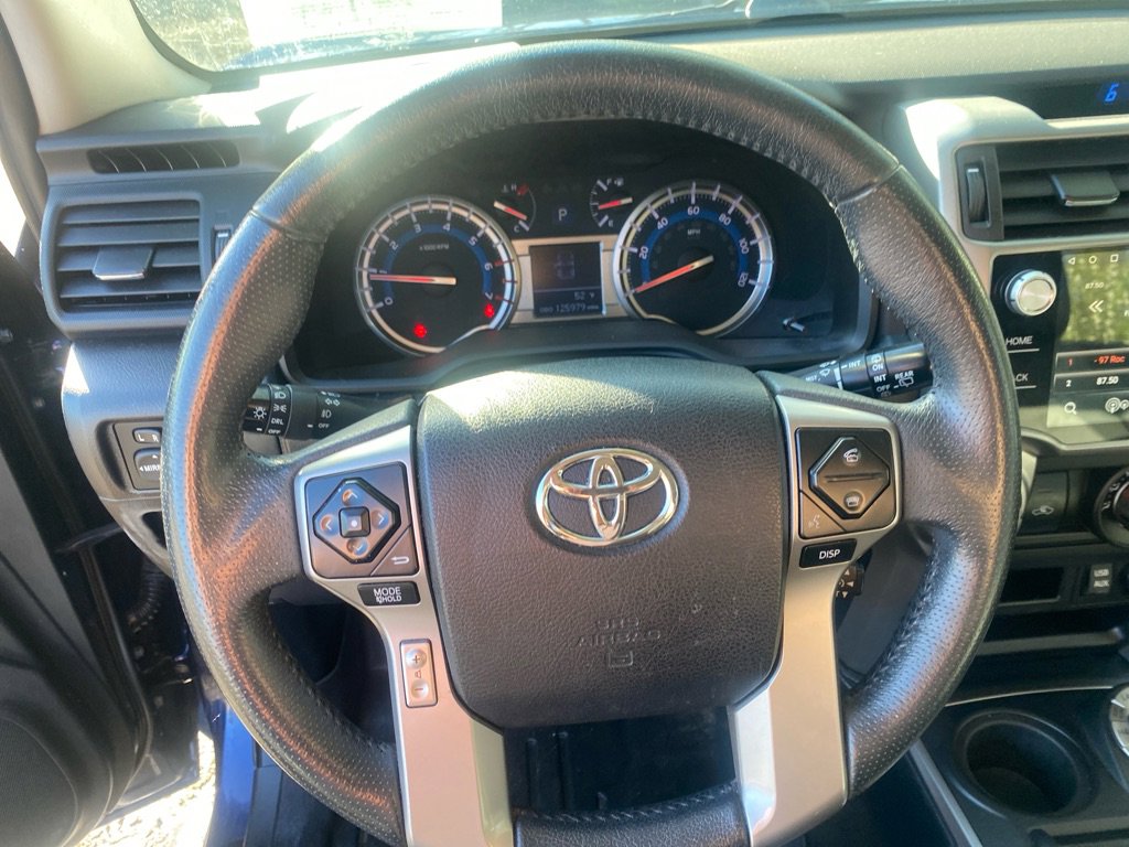 Used 2017 Toyota 4Runner SR5 Premium AWD/4WD image 12