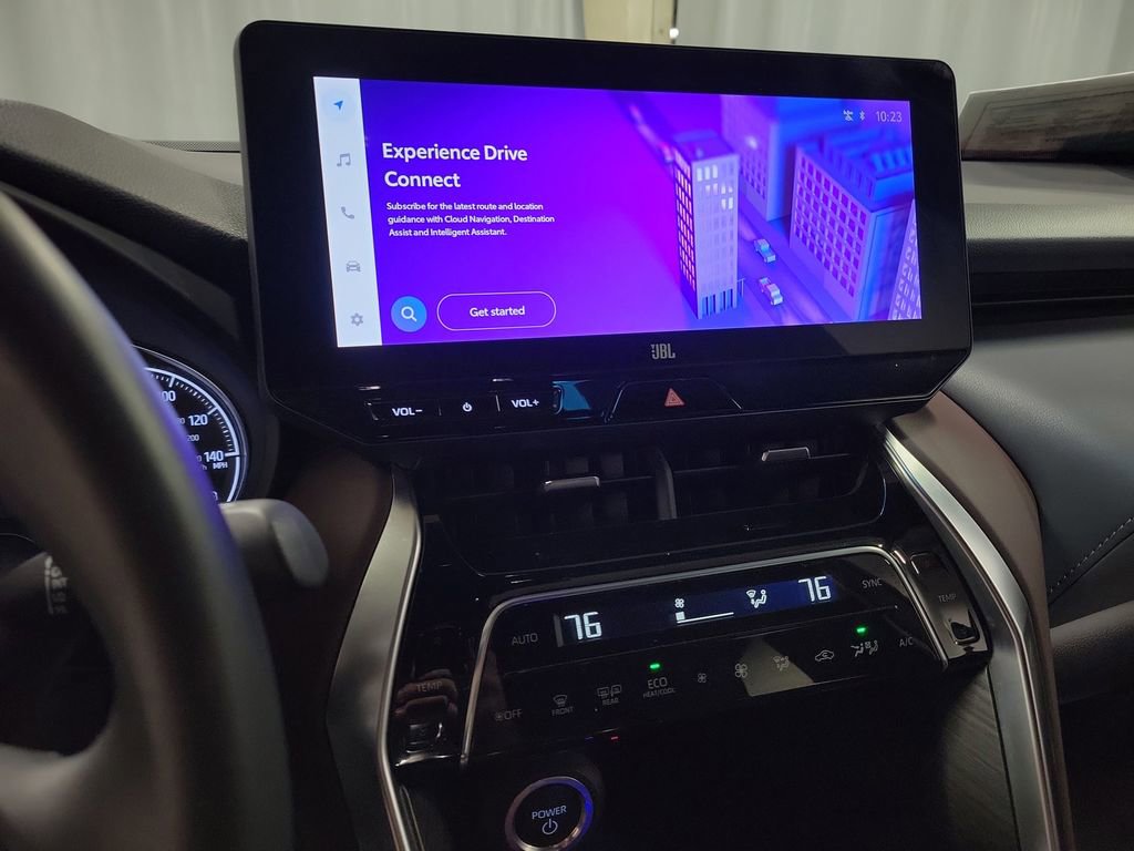 Used 2024 Toyota Venza XLE image 15