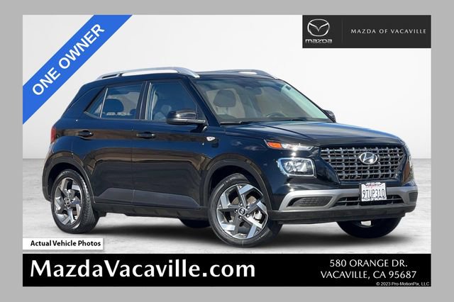 Used 2025 Hyundai Venue SEL image 1