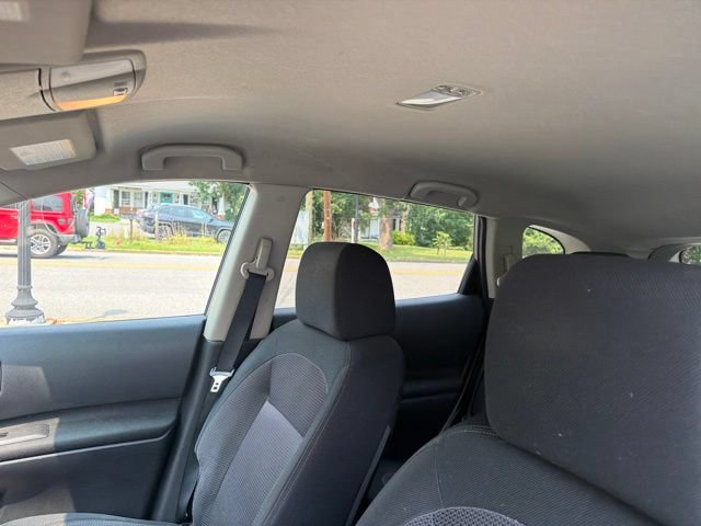 Used 2012 Nissan Rogue SV AWD/4WD image 10