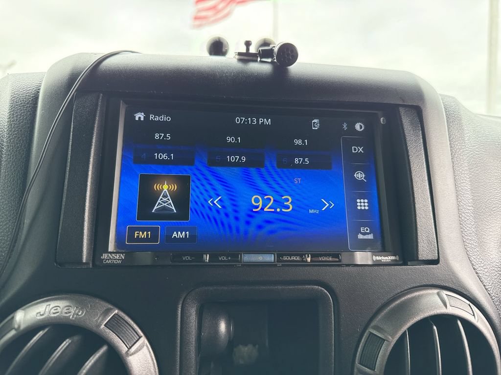 Used 2017 Jeep Wrangler Unlimited Sport AWD/4WD image 16