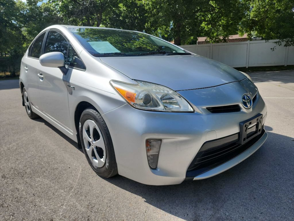 Used 2012 Toyota Prius Two FWD video 1