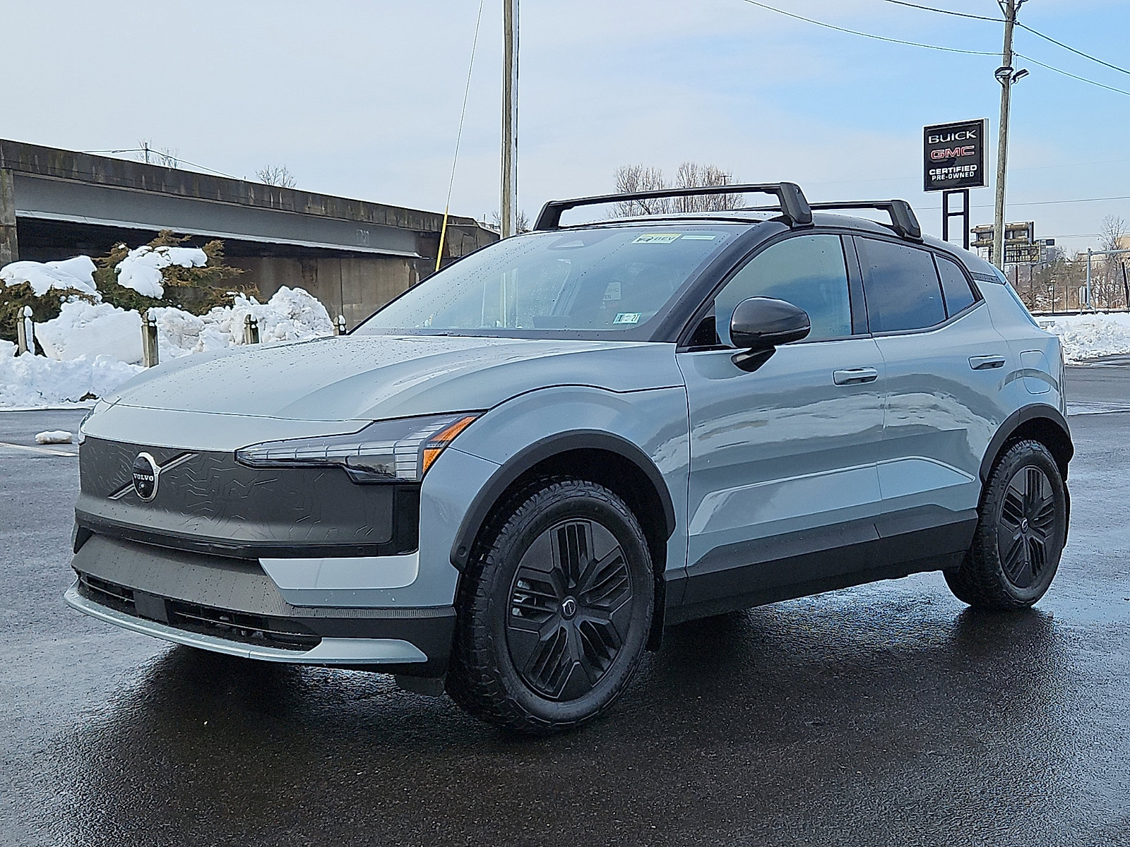 New 2026 Volvo EX30 Cross Country Ultra w/ Protection Package Premier AWD/4WD image 3