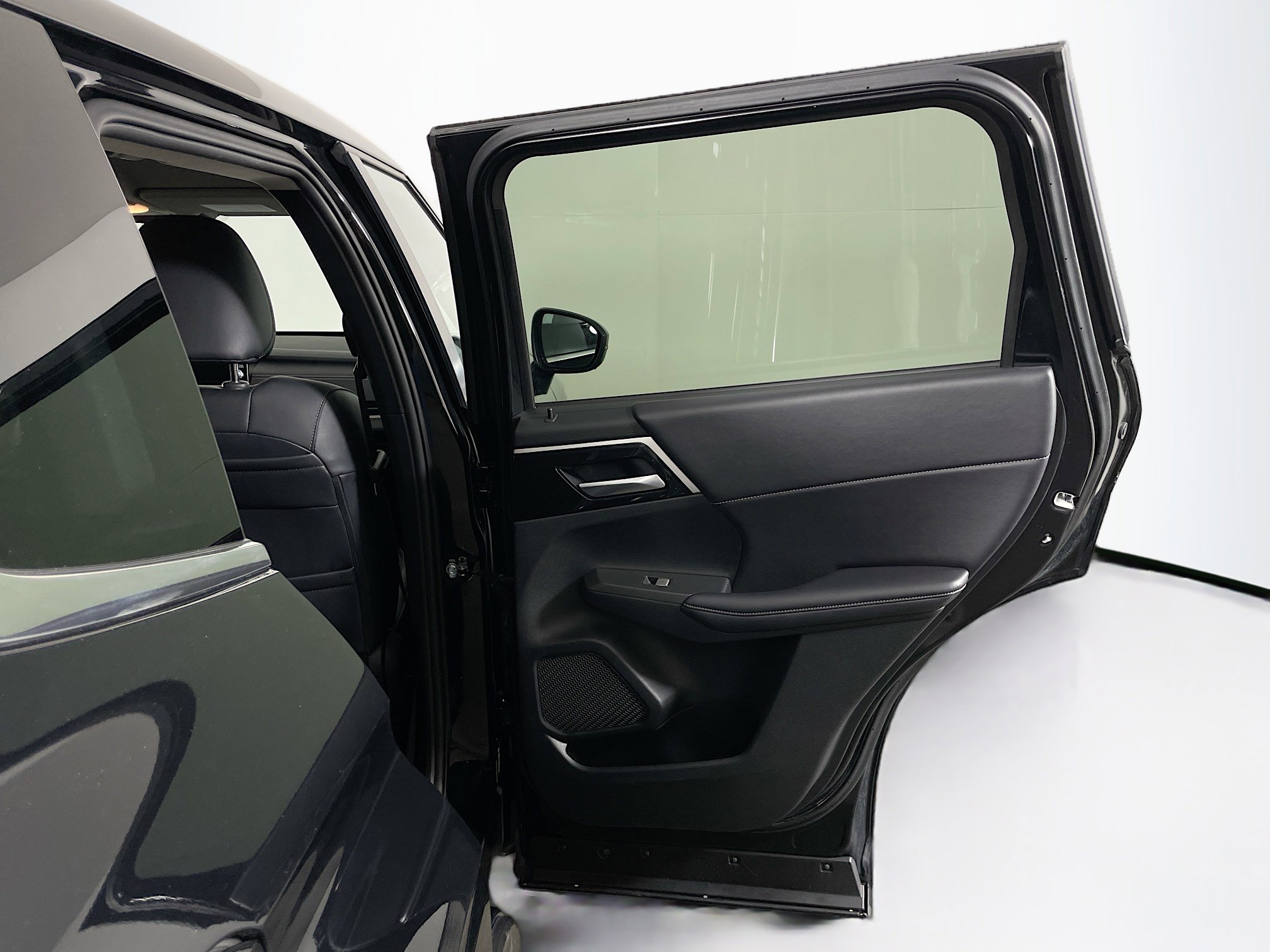 Used 2024 Mitsubishi Outlander SE image 29