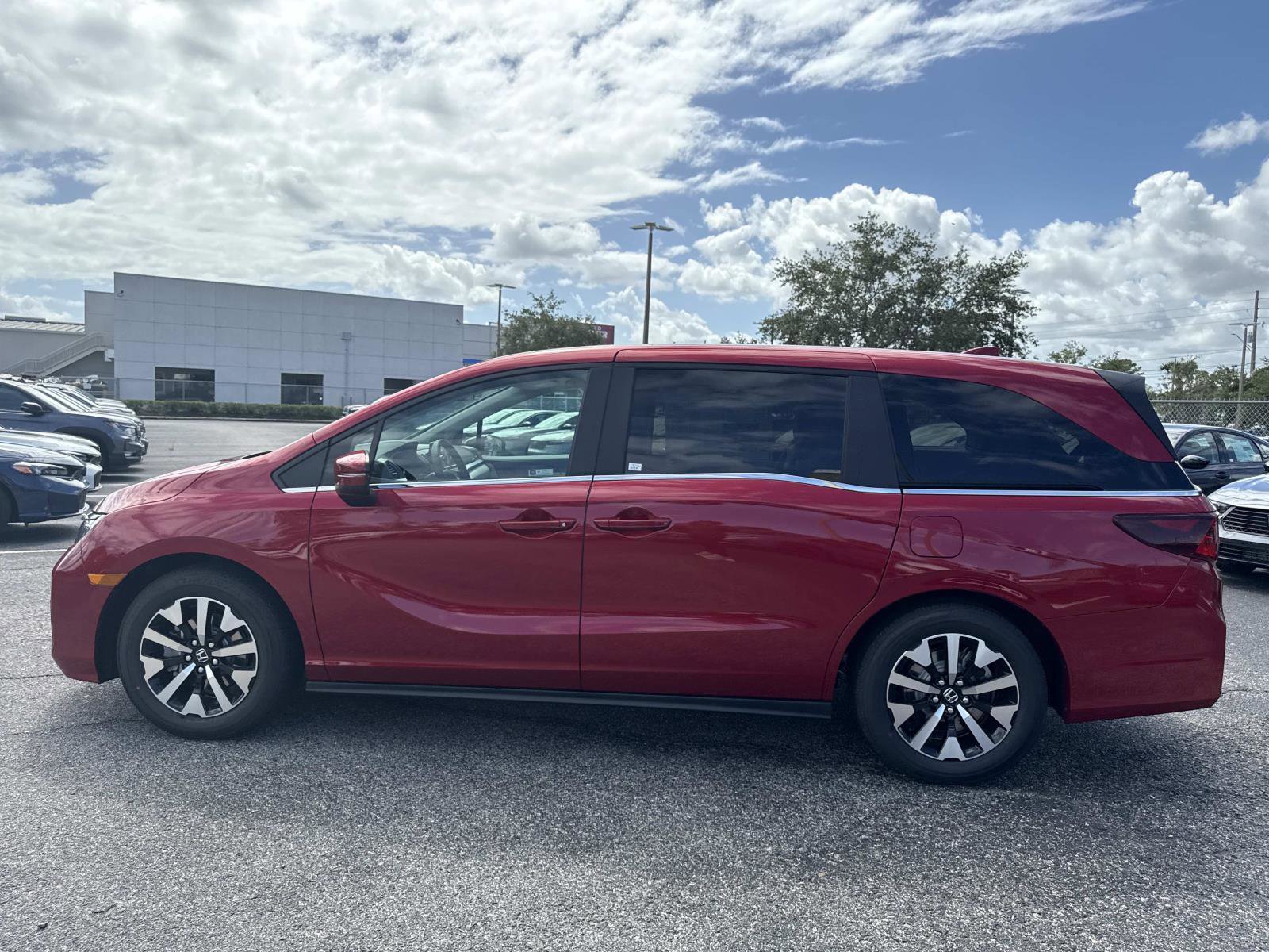 New 2026 Honda Odyssey EX-L image 7
