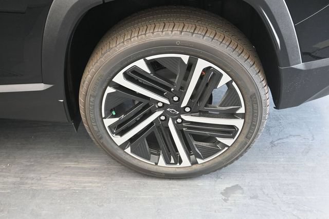 New 2027 Chevrolet Equinox RS w/ Safety and Technology Package AWD/4WD image 12