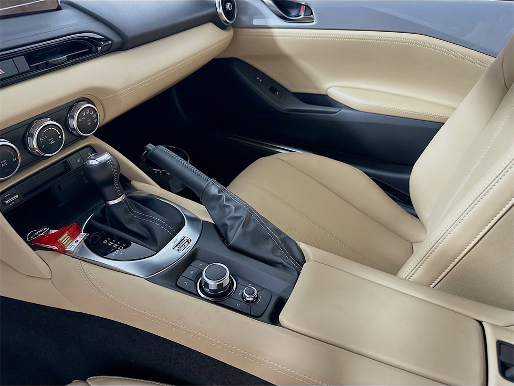 New 2025 MAZDA MX-5 Miata RF Grand Touring w/ Appearance Package image 25