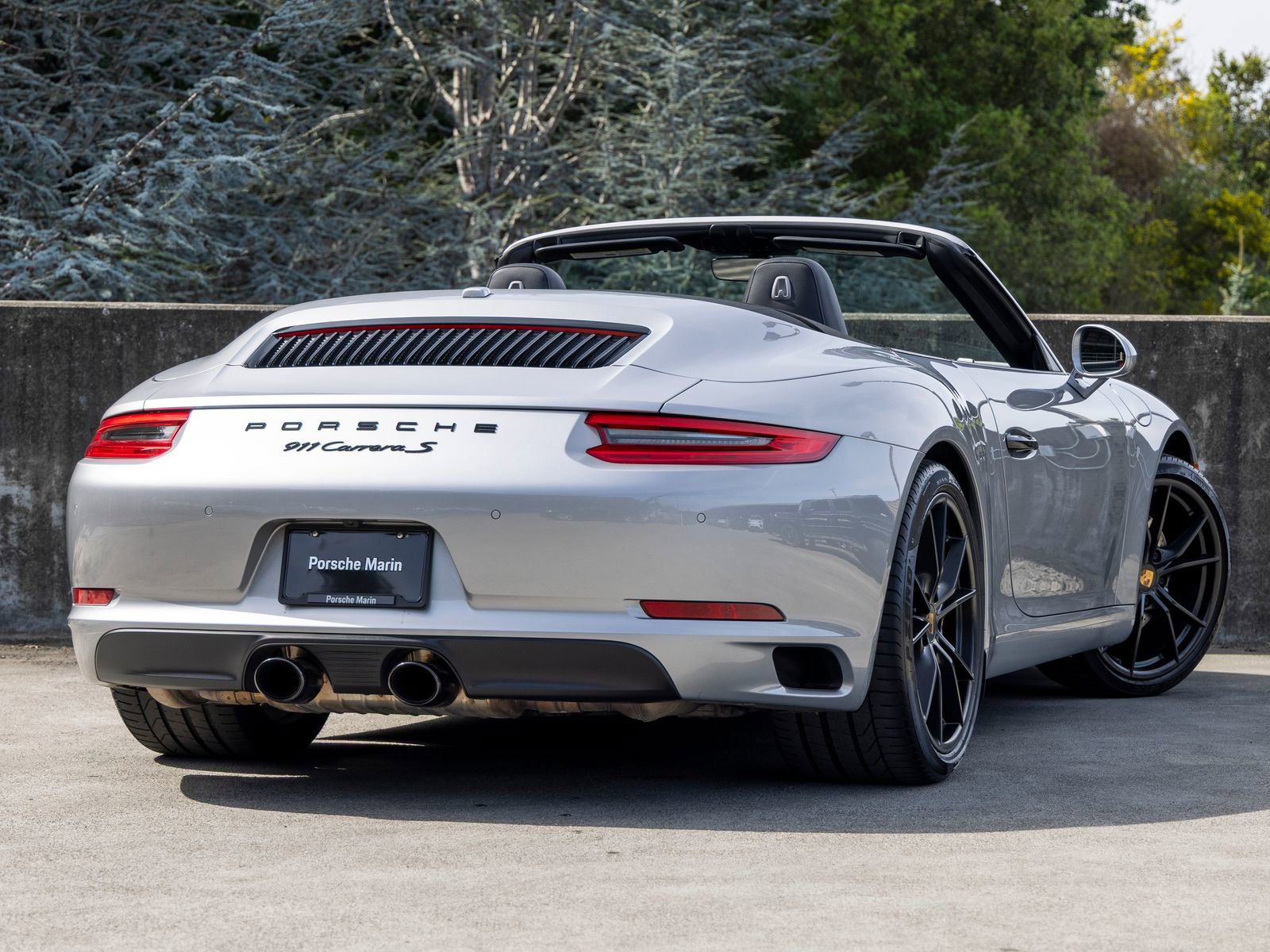 Certified 2018 Porsche 911 Carrera S image 11
