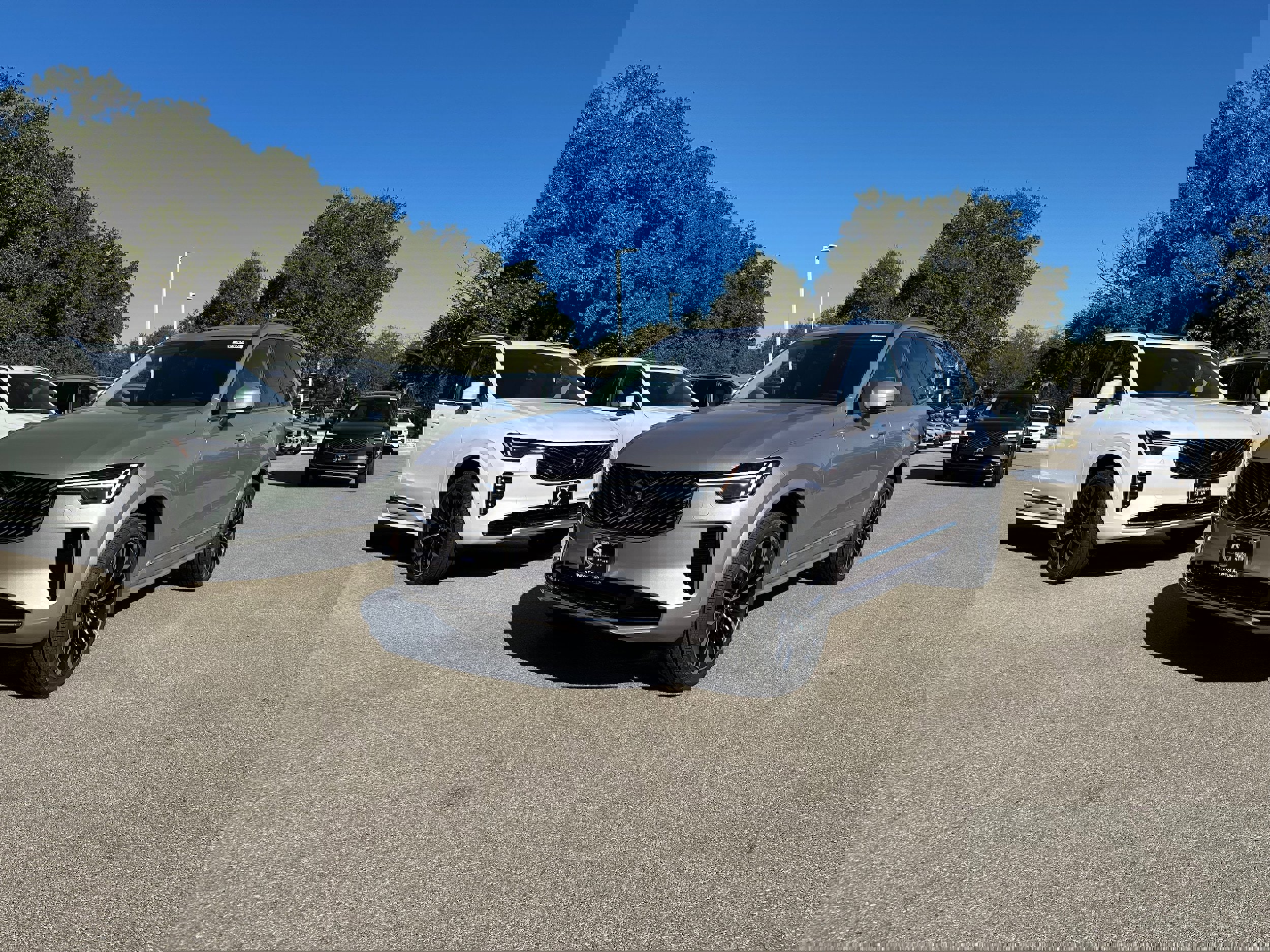 New 2026 Volvo XC90 B5 Core image 2