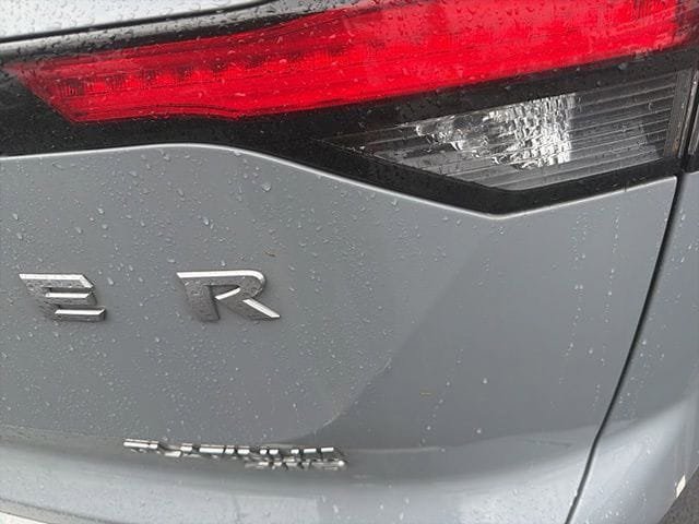 Used 2024 Nissan Pathfinder Platinum AWD/4WD image 4