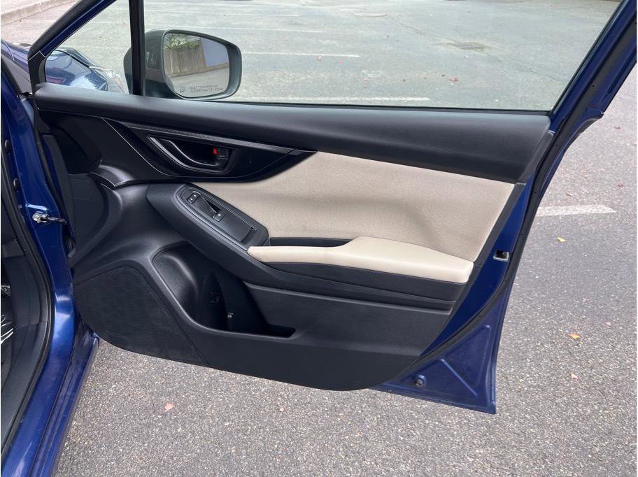 Used 2018 Subaru Impreza 2.0i Premium w/ Eyesight & BSD & Rcta image 21