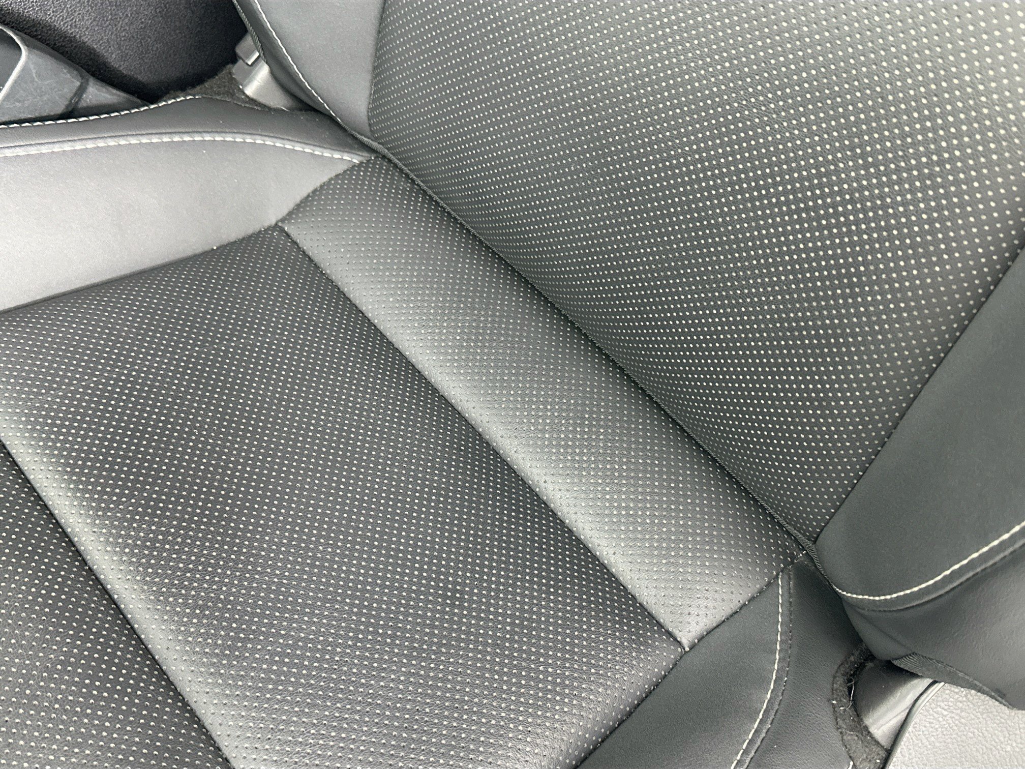 Used 2023 Lexus RX 350 Premium w/ Cold Area Package FWD image 19