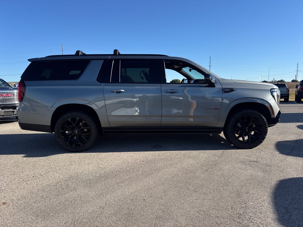Used 2026 GMC Yukon XL AT4 Ultimate w/ LPO, Floor Liner Package AWD/4WD image 9