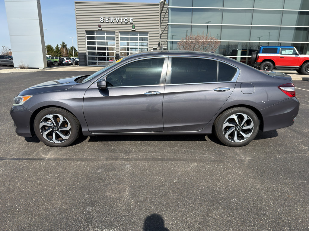 Used 2017 Honda Accord EX-L image 10