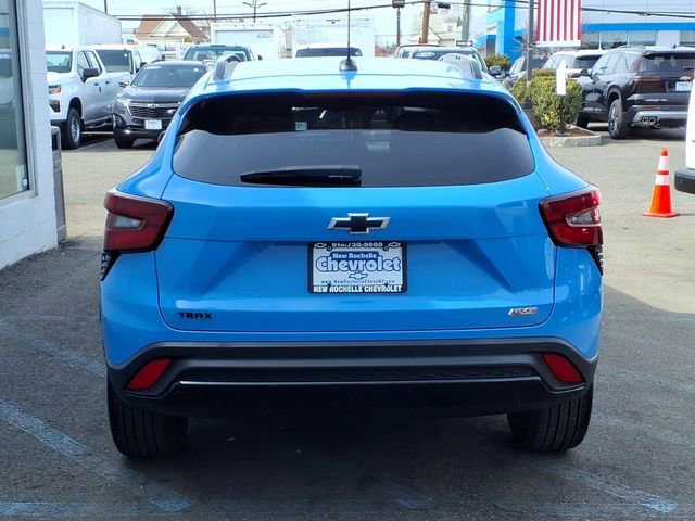 Certified 2024 Chevrolet Trax RS image 5