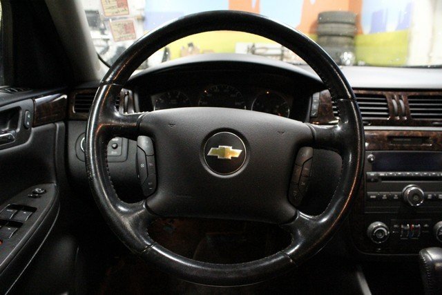 Used 2013 Chevrolet Impala LT w/ LT Sunroof Package image 20