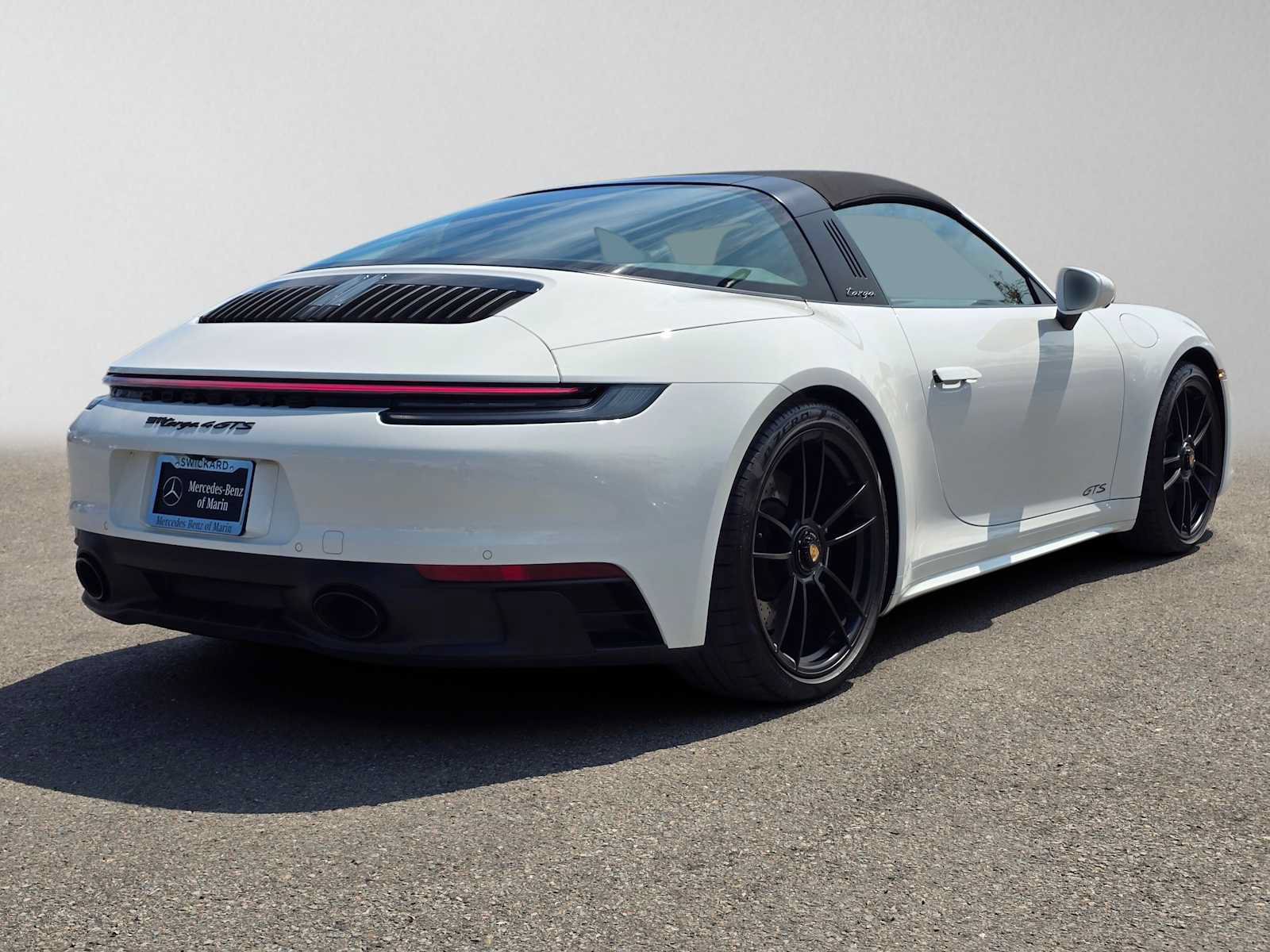 Used 2024 Porsche 911 Targa 4 GTS AWD/4WD image 3