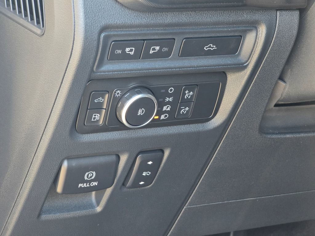 Used 2021 Ford F150 Platinum w/ Equipment Group 701A High image 40