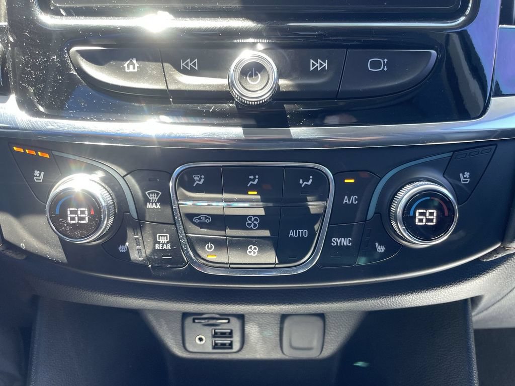 Used 2021 Chevrolet Traverse Premier w/ LPO, 'HIT The Road' Package AWD/4WD image 20