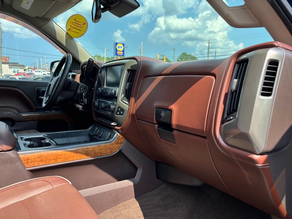 Used 2017 Chevrolet Silverado 1500 High Country w/ High Desert Package AWD/4WD image 32
