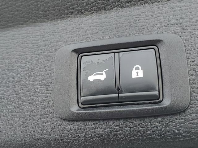 Used 2024 Mitsubishi Outlander SE image 38