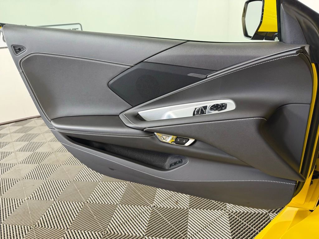 Used 2026 Chevrolet Corvette Z06 w/ Chrome Exterior Badge Package image 18